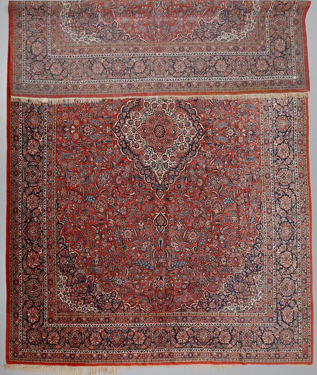 MATTA, Keshan, old, ca 542 x 374 cm.