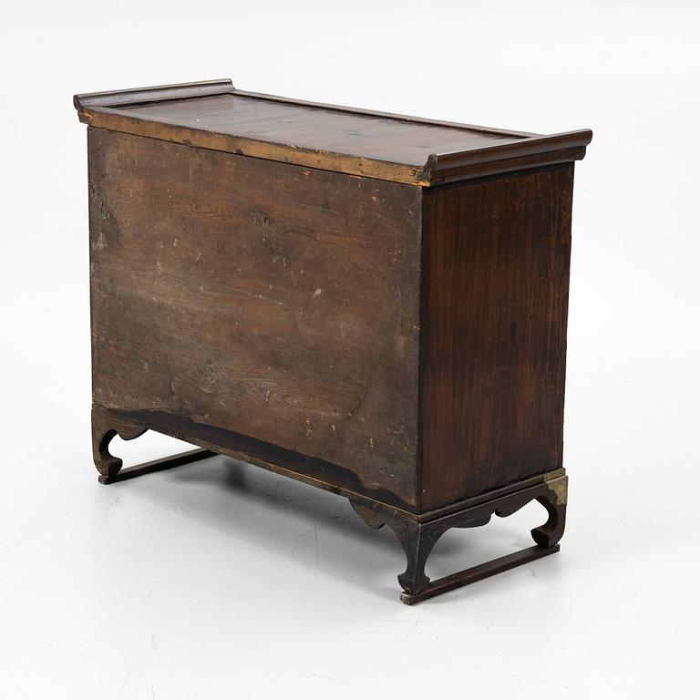 Skåp, Korea, 1800-talets andra hälft.