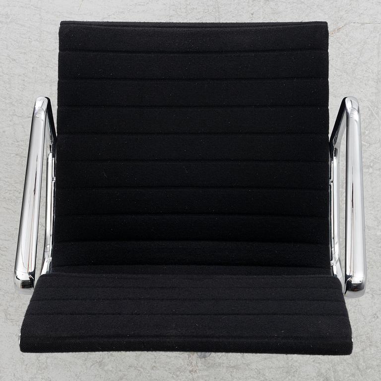 Charles & Ray Eames, stol, modell "EA 108", Vitra, 2006.