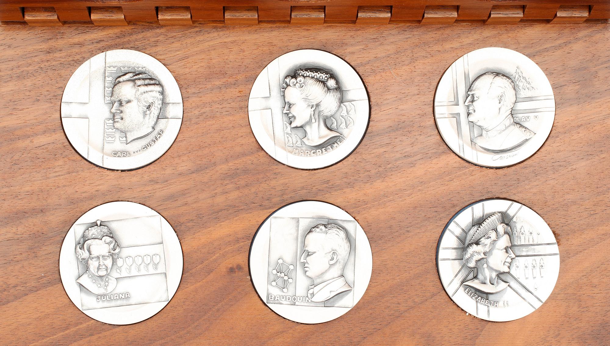 MEDALJSAMLING, 6 st, sterlingsilver, regenter i Europa, Sporrong, 1977. Tot ca 360 gram.