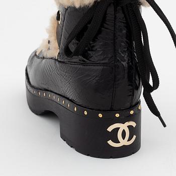 Chanel, boots, french size 37.