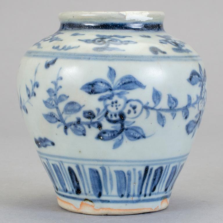 URNA, porslin, Kina, Ming (1368-1644).