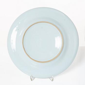 Kennet Williamsson, a set of eight ceramic pieces, signed.