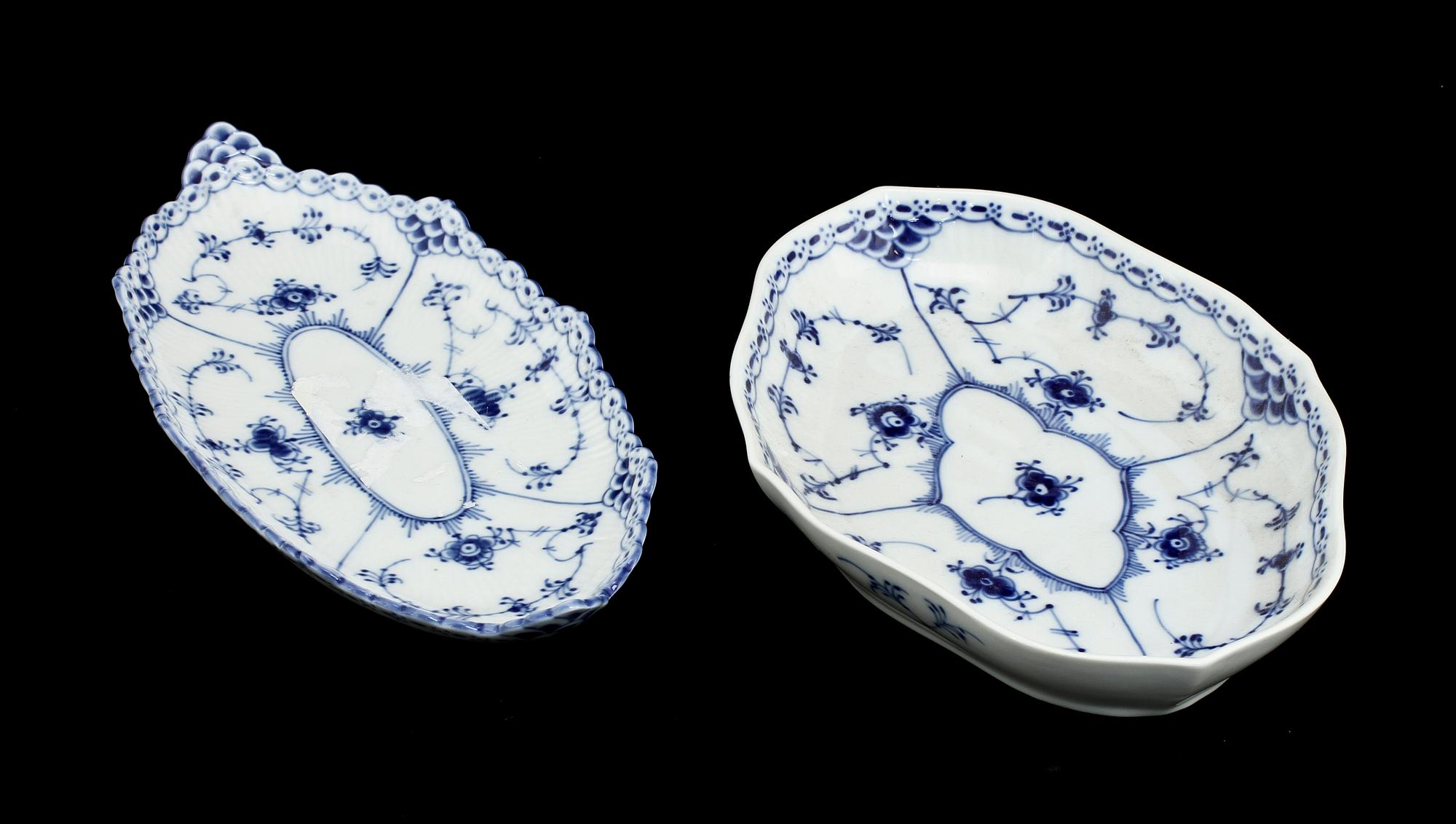 UPPLÄGGNINGSFAT, 6 st, porslin, "Musselmalet", Royal Copenhagen, 1900-tal.