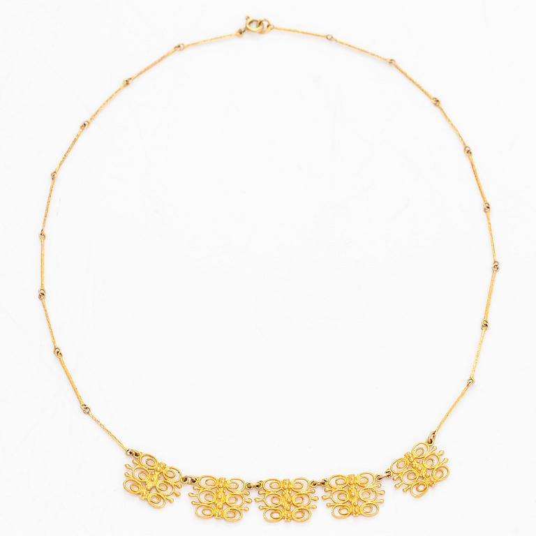 A 14K gold necklace, Finnish import marks.