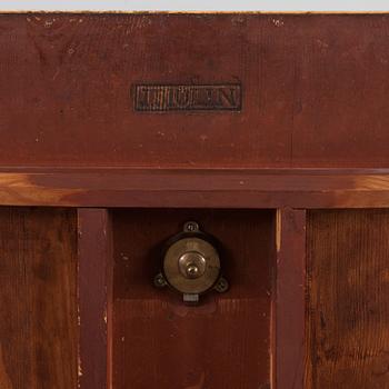 A Swedish 18th century tilt top table by Jacob Sjölin, master 1767.