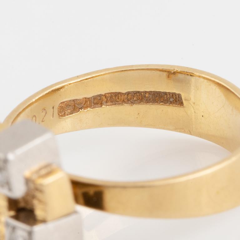 Björn Weckström, ring "Diamantstad" with brilliant cut diamonds. Lapponia 1992.