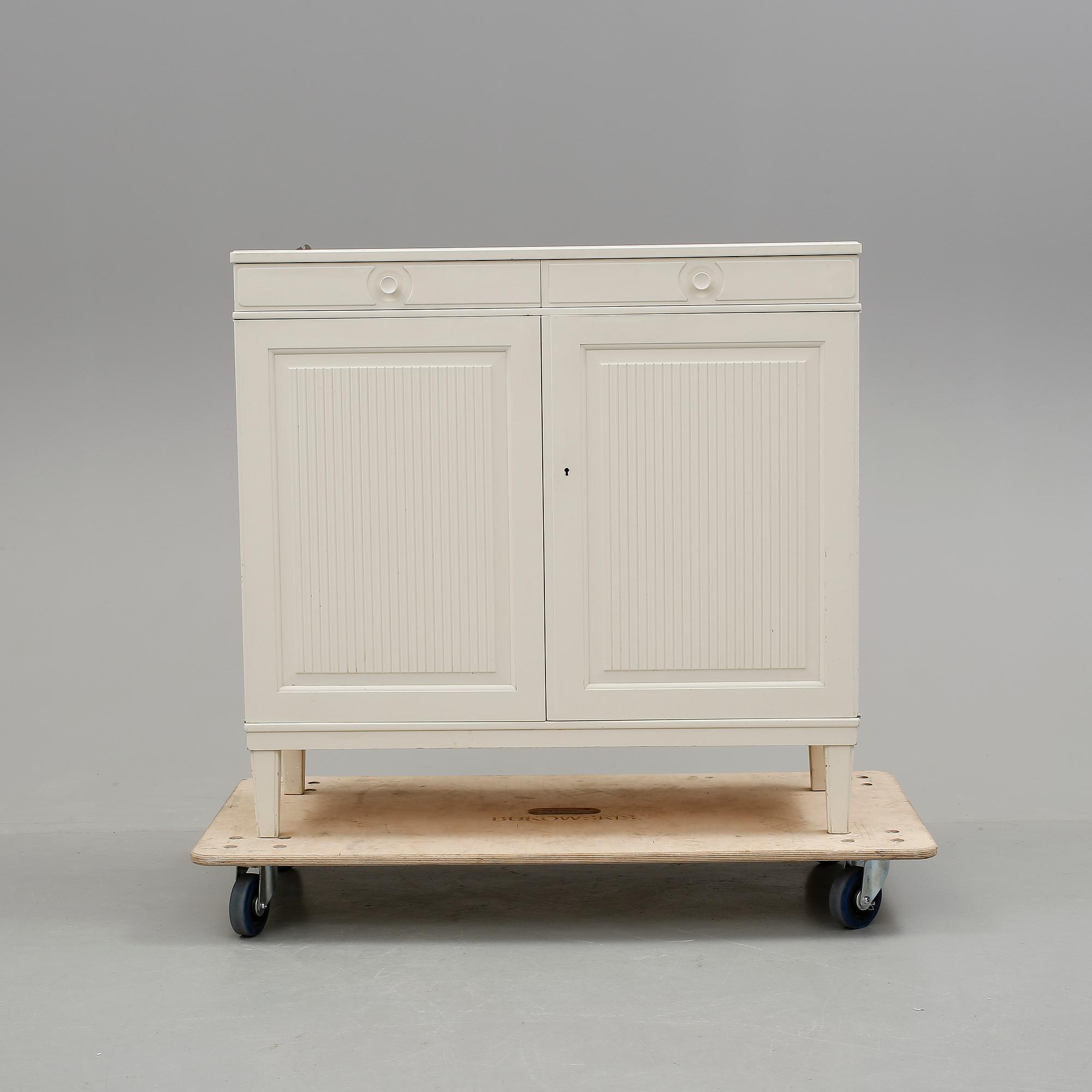 SKÄNK, 'Herrgården', Carl Malmsten för Bodafors, formgiven 1963.