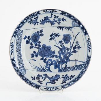 A Chinese blue and white dish, Qing dynasty, 18th century.