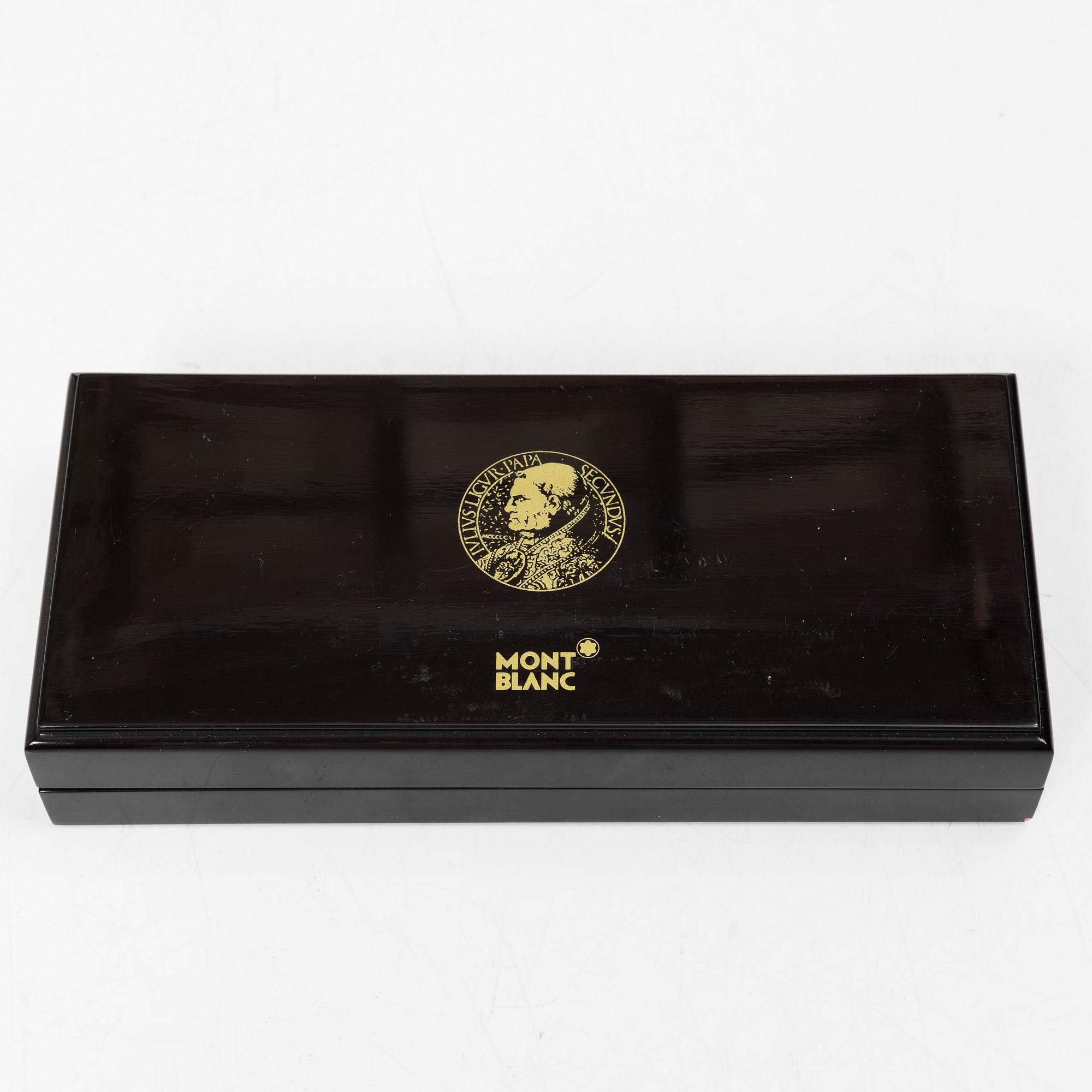 A Montblanc fountain pen, limited edition 'Pope Julius II' from the series 'Patrons of Art'.