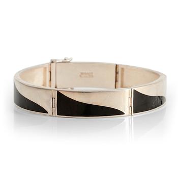231. Juhani Linnovaara, ARMBAND, sterling silver, emalj, Lapponia 1975.
