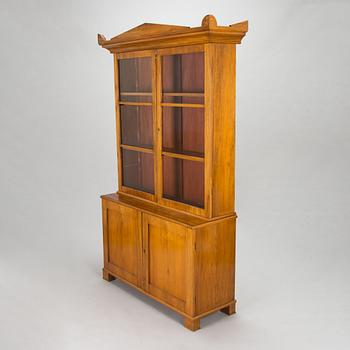 A Swedish display cabinet from around 1830.