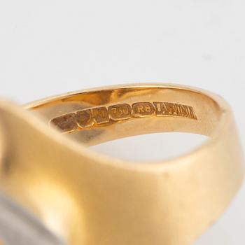 Björn Weckström, Ring "Geisir", 18K gold and platinum. Lapponia 1979.