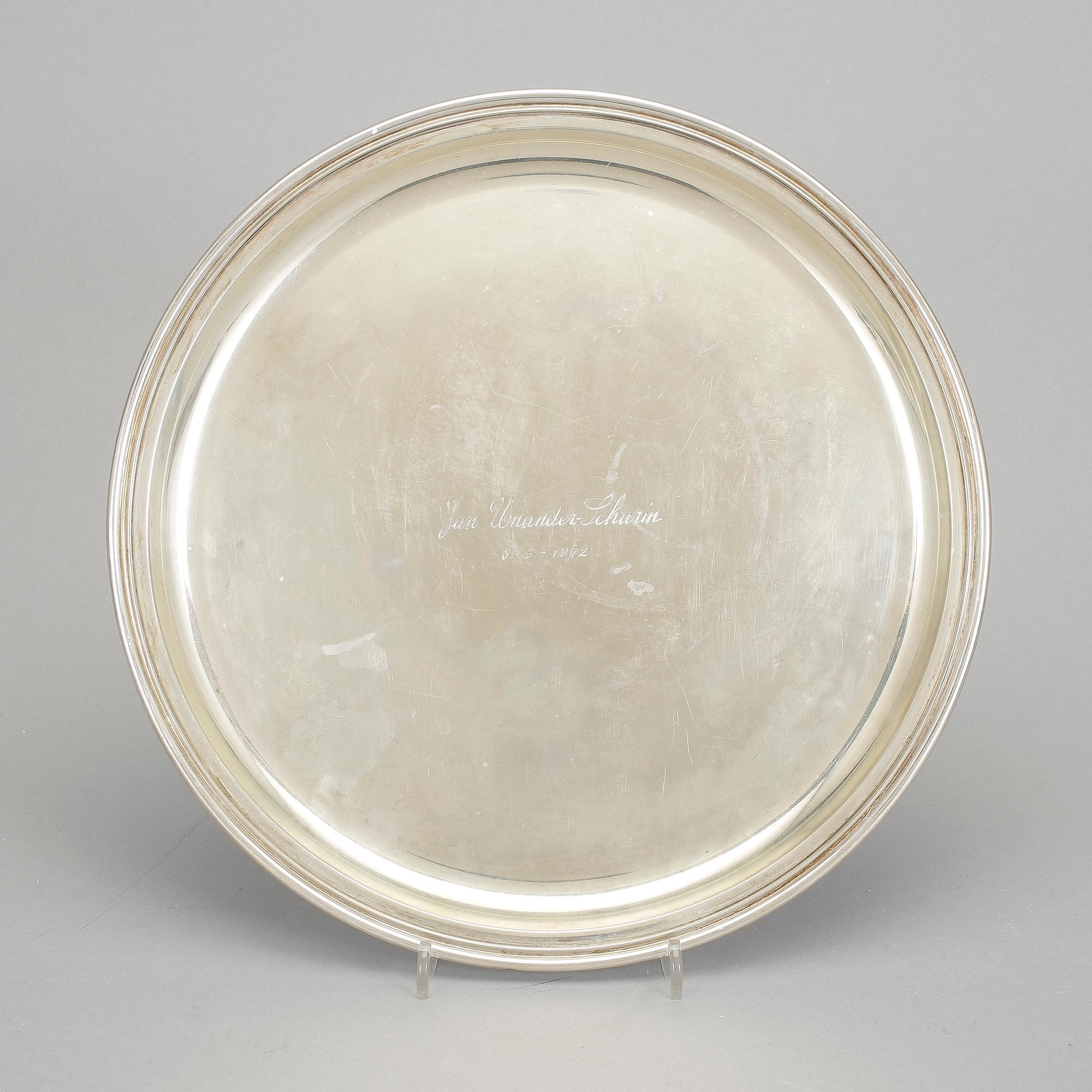 PARTI SILVER, 32 delar. 1800/1900-tal. Tot ca 1540 g.