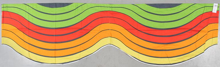 GARDINLÄNGDER, 4 st samt GARDINKAPPA, "Niili", Marjatta Metsovara, Tampella, Finland, 1970-tal.