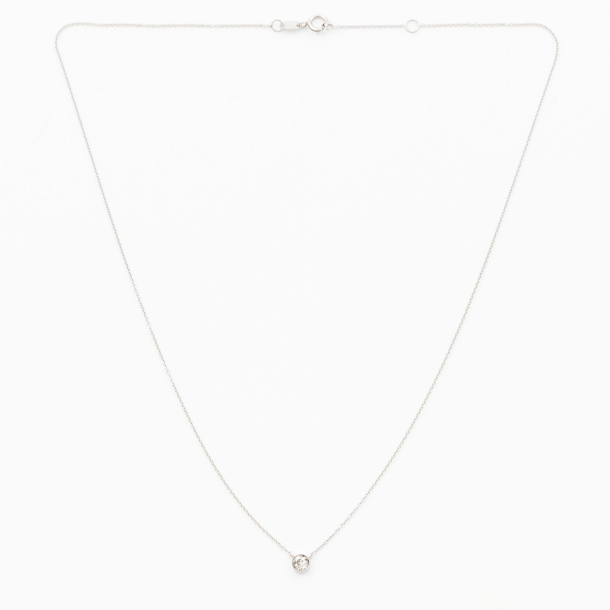 Necklace 18K white gold with an old-cut diamond.