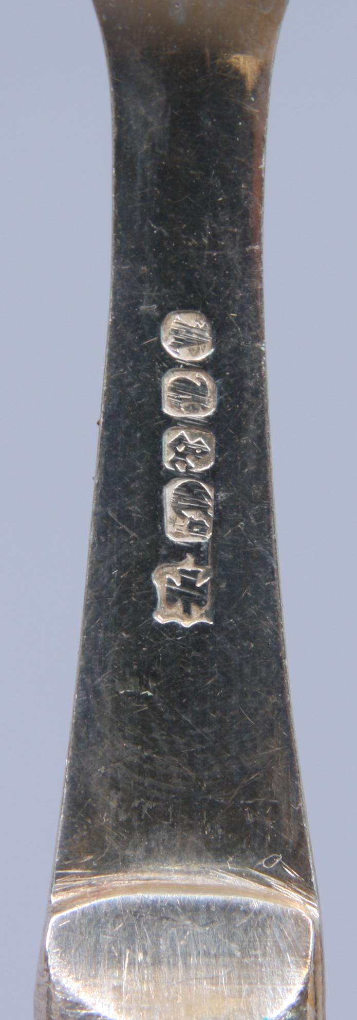 FISKBESTICK, 12 st, vitmetall, England.