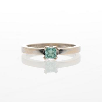 A RING, treated green diamond, 14K white gold.