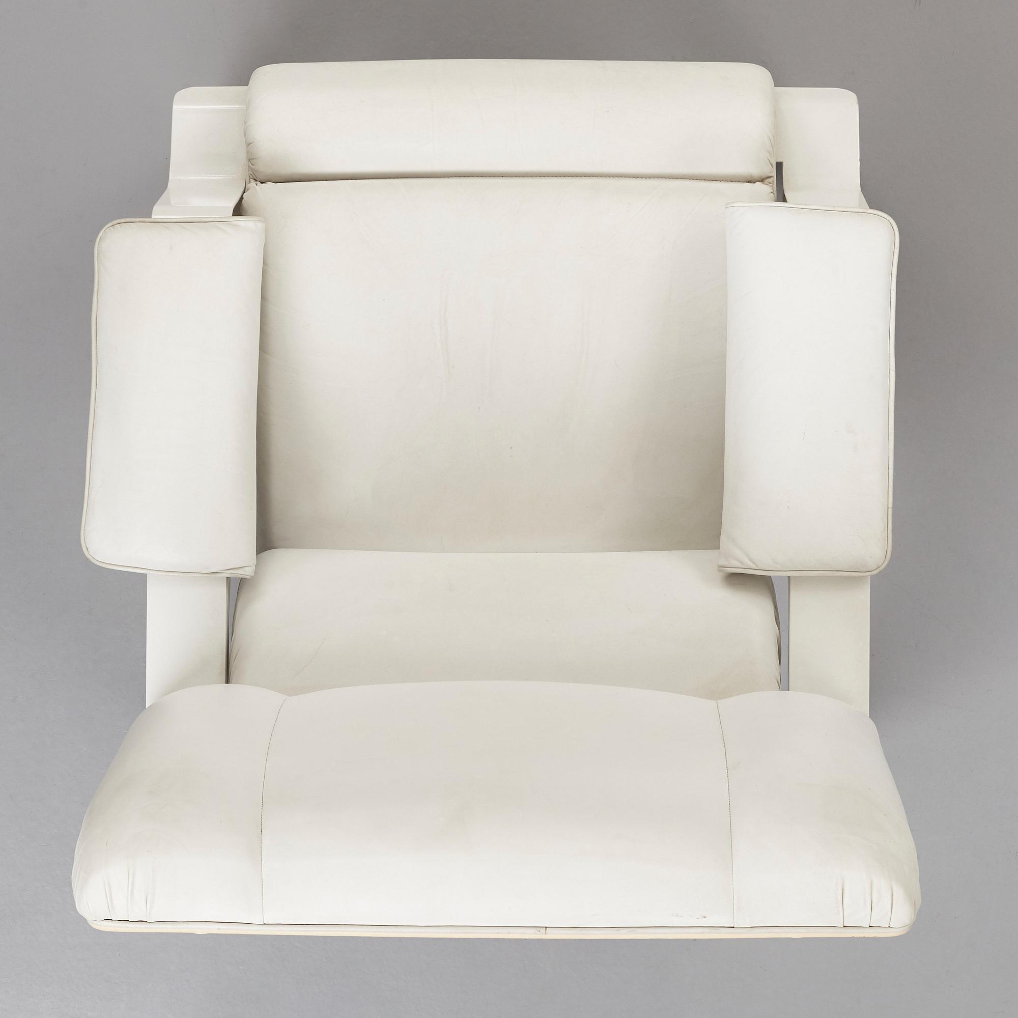 Joe Colombo, a "Lunar Excursion Module" easy chair by Bieffeplast, Italy 1970's.