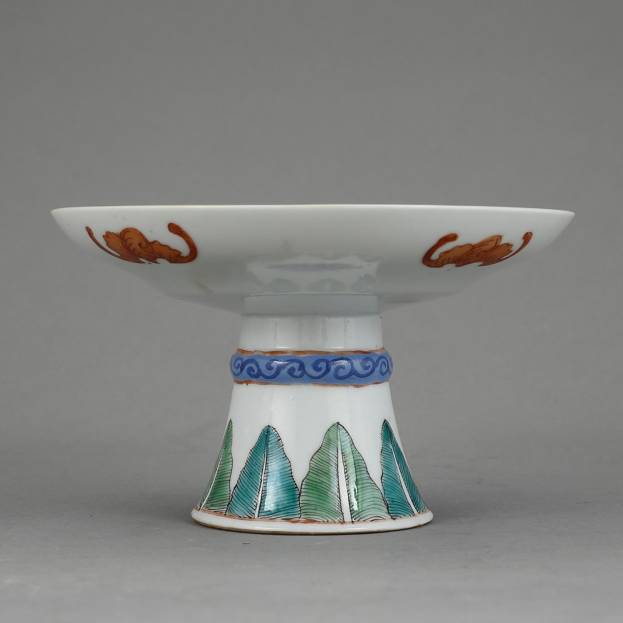 TAZZA. Porslin, Kina, 1800/1900-tal.