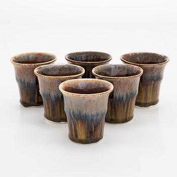 Liisa Hallamaa (Larsen), bägare / koppar, 6 st, keramik, signerade Alamaa LH.