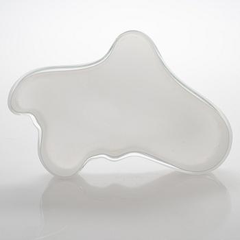 Alvar Aalto a '3028' dish signed Alvar aalto 417/1989.