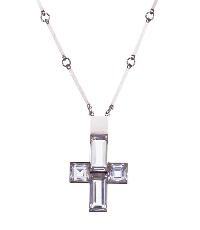 A Wiwen Nilsson sterling and facet cut rock crystal crucifix and chain, Lund 1945.