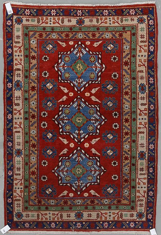 MATTA, orientalisk. Ca 195x130 cm.