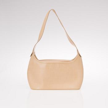 LONGCHAMP LEATHER SHOULDER BAG.