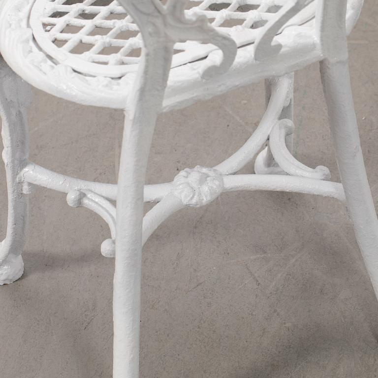 Trädgårdsgrupp, tre delar, J & C G Bolinder, Stockholm.