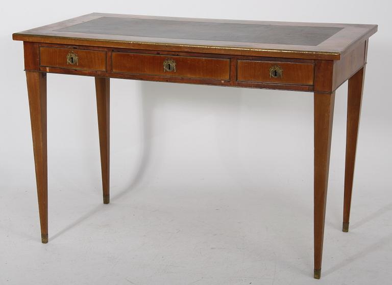 SKRIVBORD, gustaviansk stil. 1800/1900-tal.
