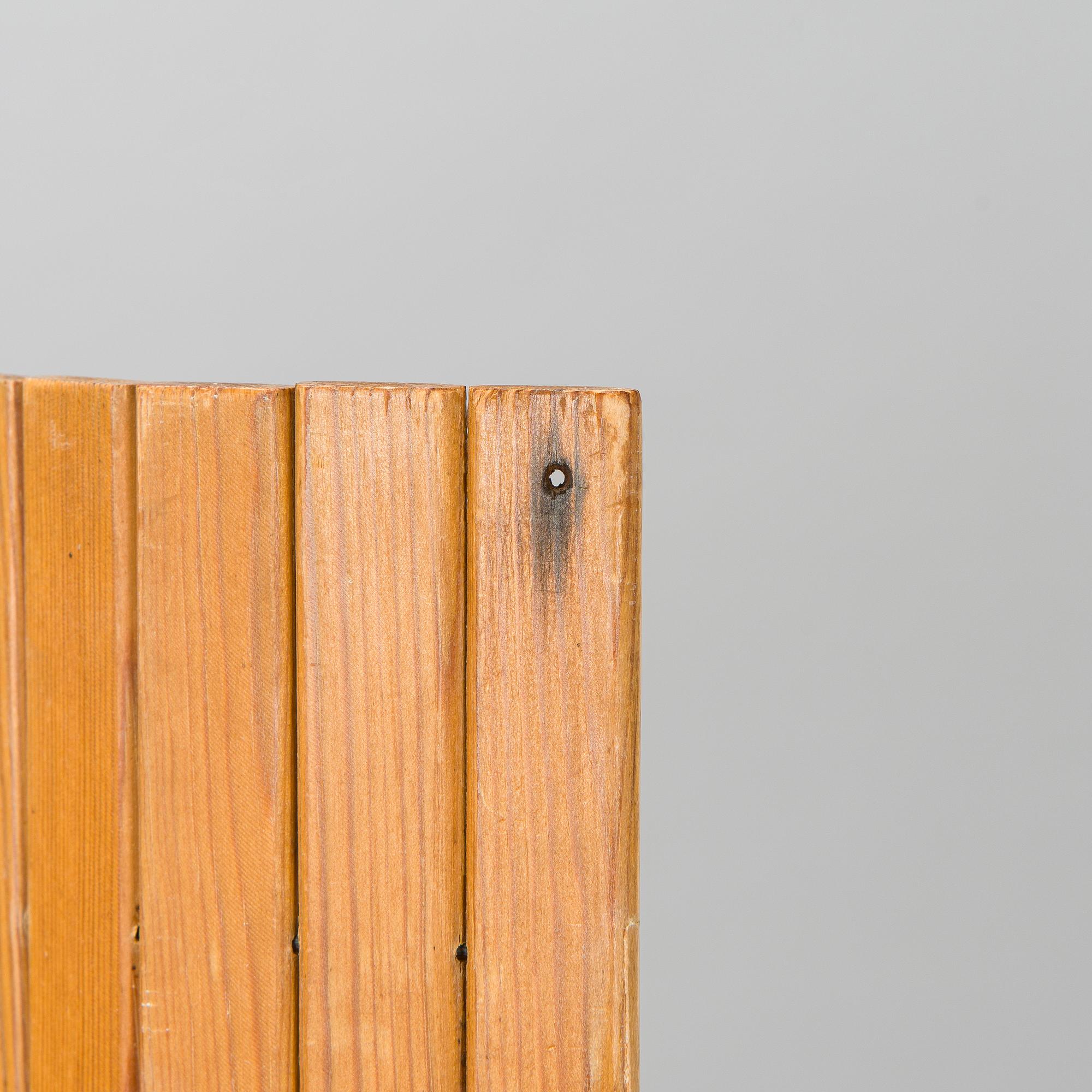 Alvar Aalto, a late 20th century '100' folding screen for O.Y. Huonekalu- ja Rakennustyötehdas A.B.