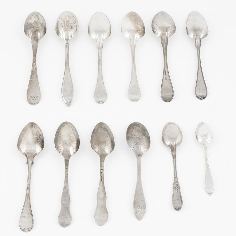 Skedar,  12 st, silver, bla av Johan Jacob Ulfsberg,  Nyköping 1813.