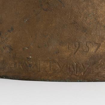 Arvi Tynys, Naisen rintakuva.