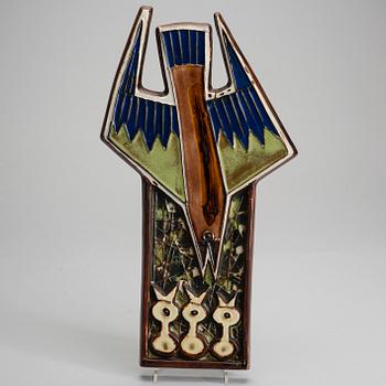 RELIEF, keramik, Taisto Kaasinen, signerad i godset TK Arabia Finland.