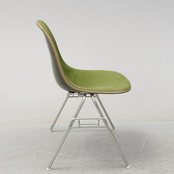CHARLES & RAY EAMES, five fibre glass chairs from Herman Miller.