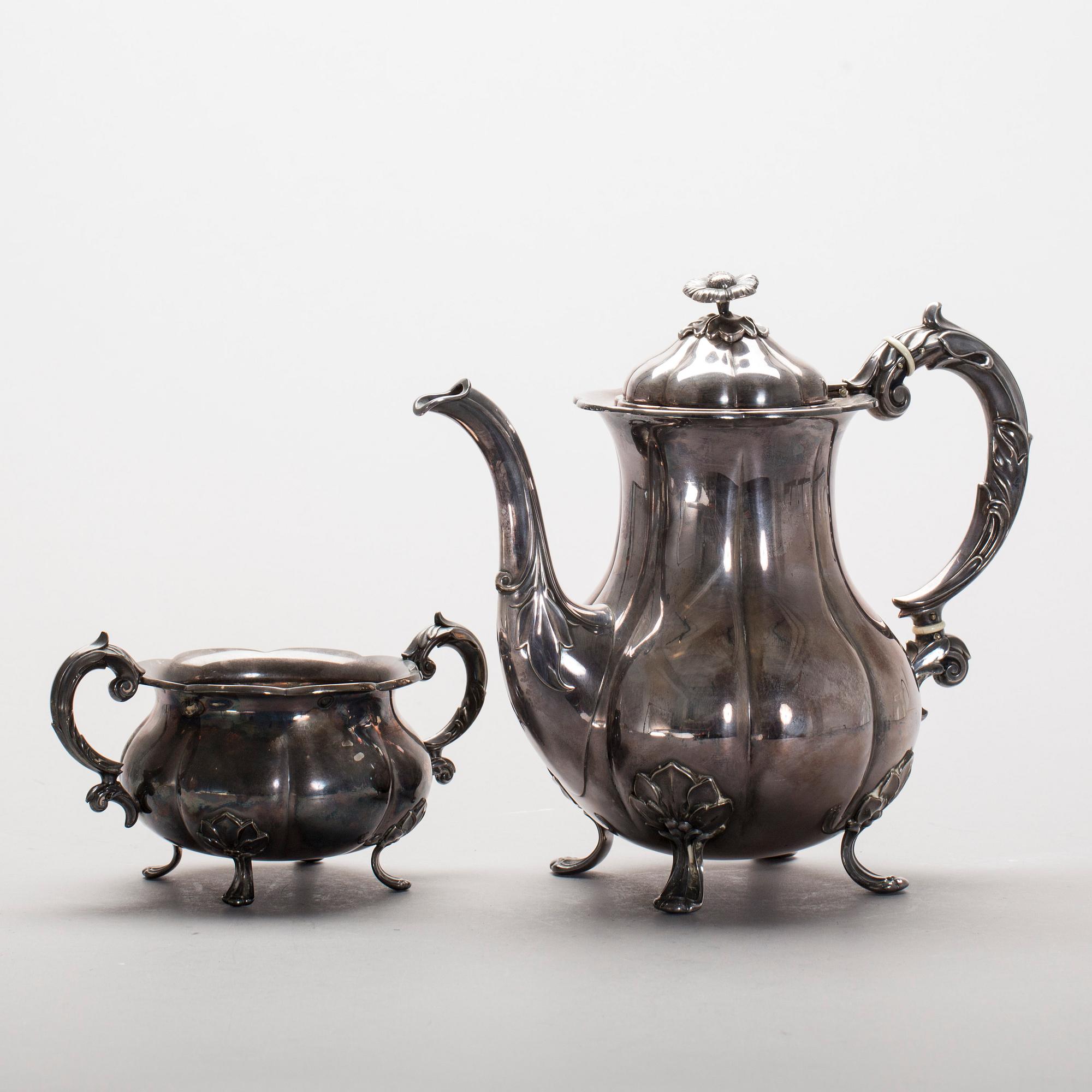 KAFFESERVIS, 2 delar, silver, importstämplar. Vikt ca 996g.