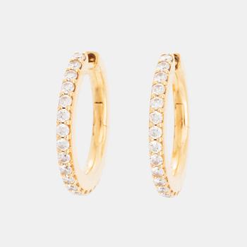 422. A pair of Ole Lynggaard earrings "Love" in 18K gold set with round brilliant-cut diamonds.