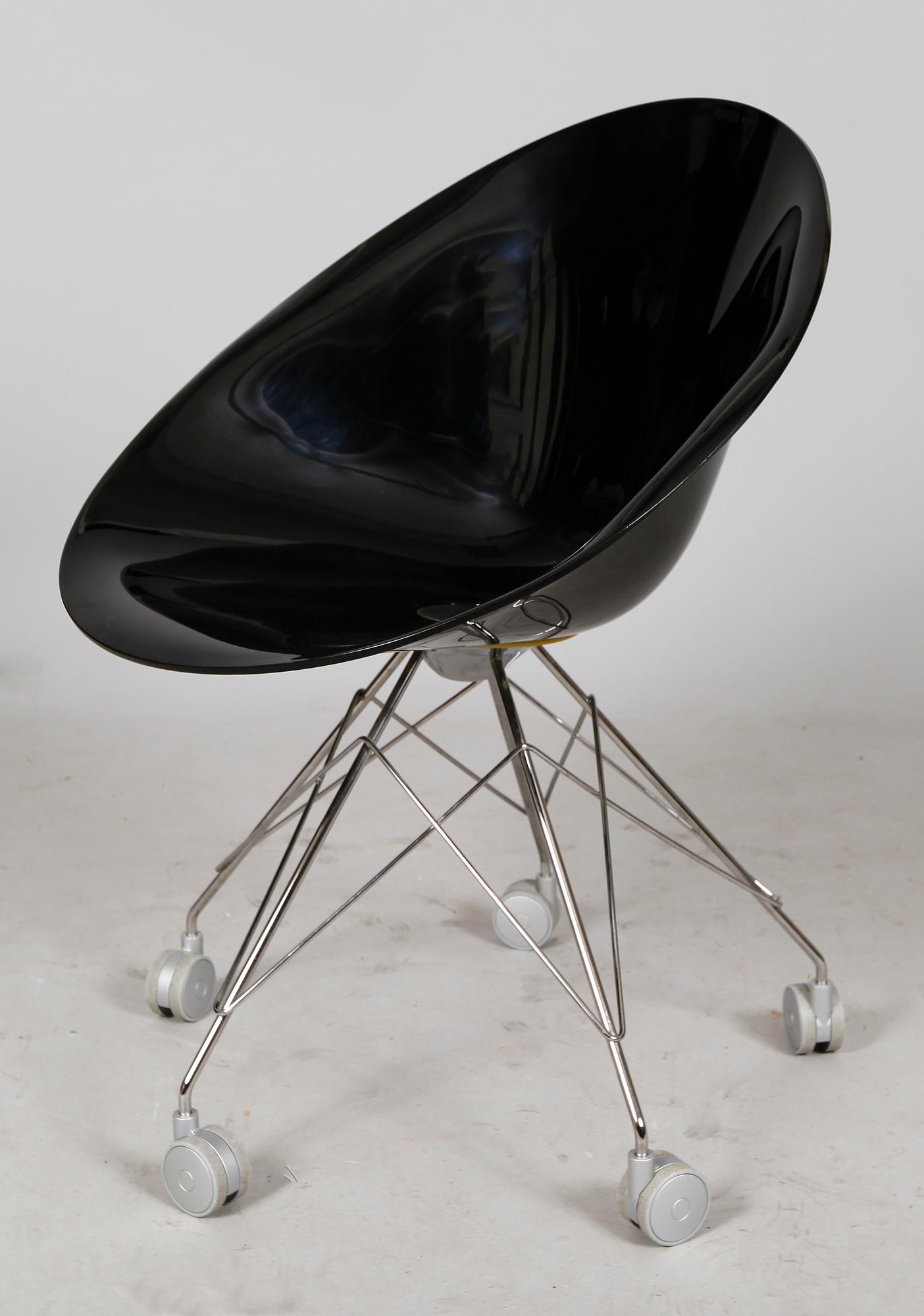 STOL, "Ero S", design Philippe Starck, Kartell.