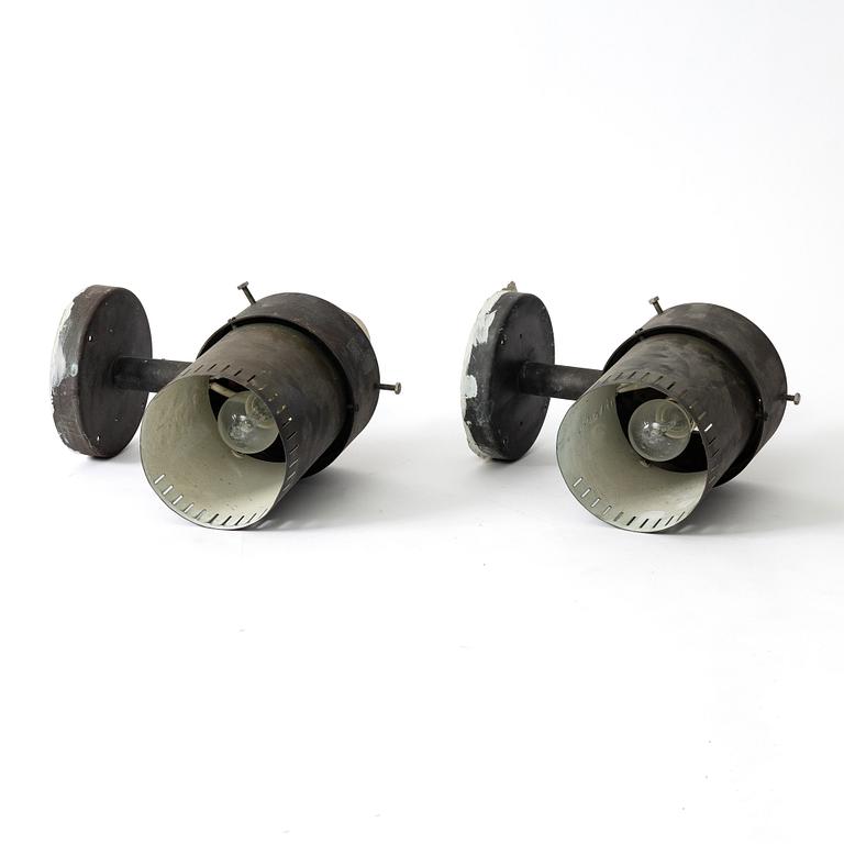 Anders Pehrson, Wall lights/façade lighting, a pair, “King”, Ateljé Lyktan, 1973.