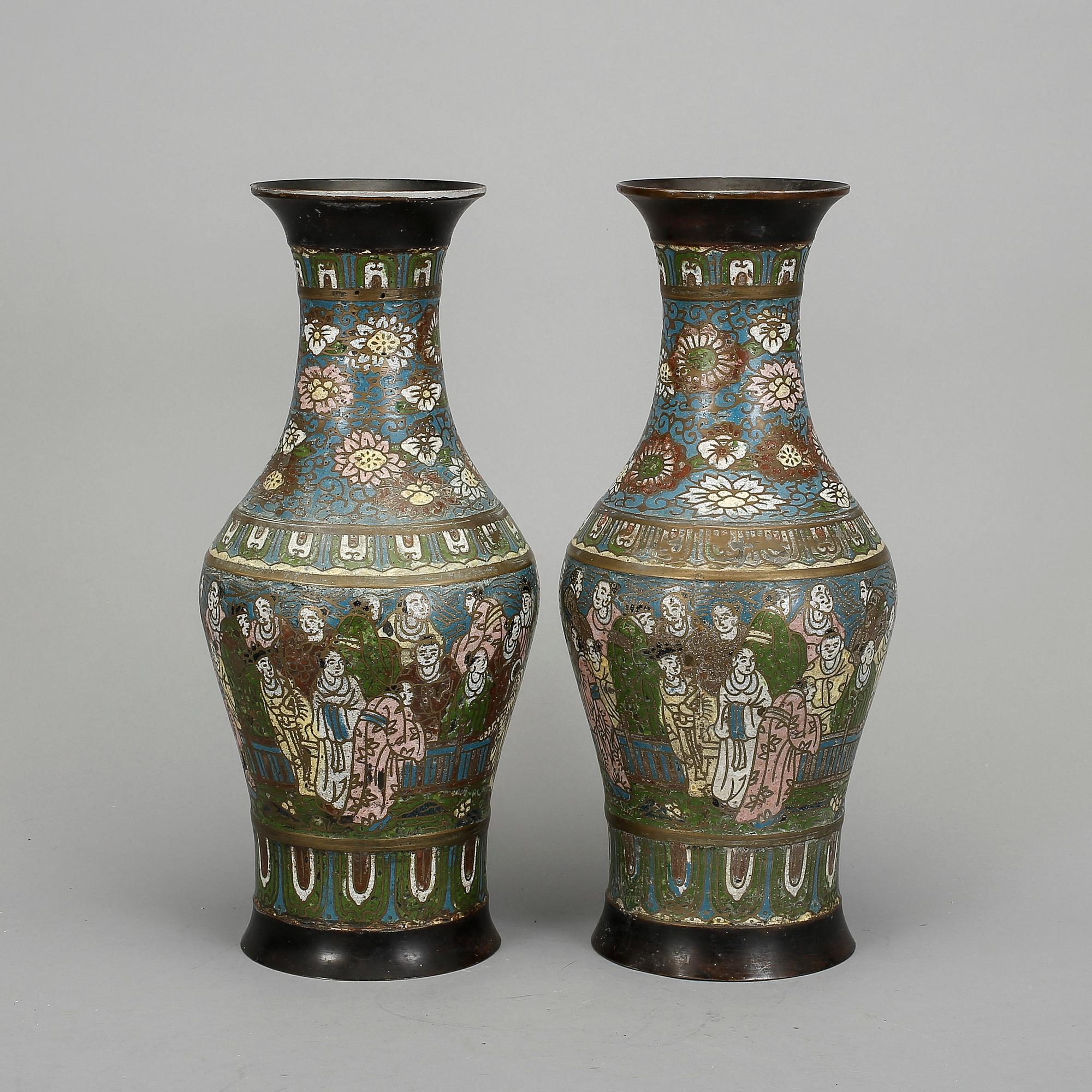 VASER, ett par, cloisonne, orientaliska, Modern tillverkning.