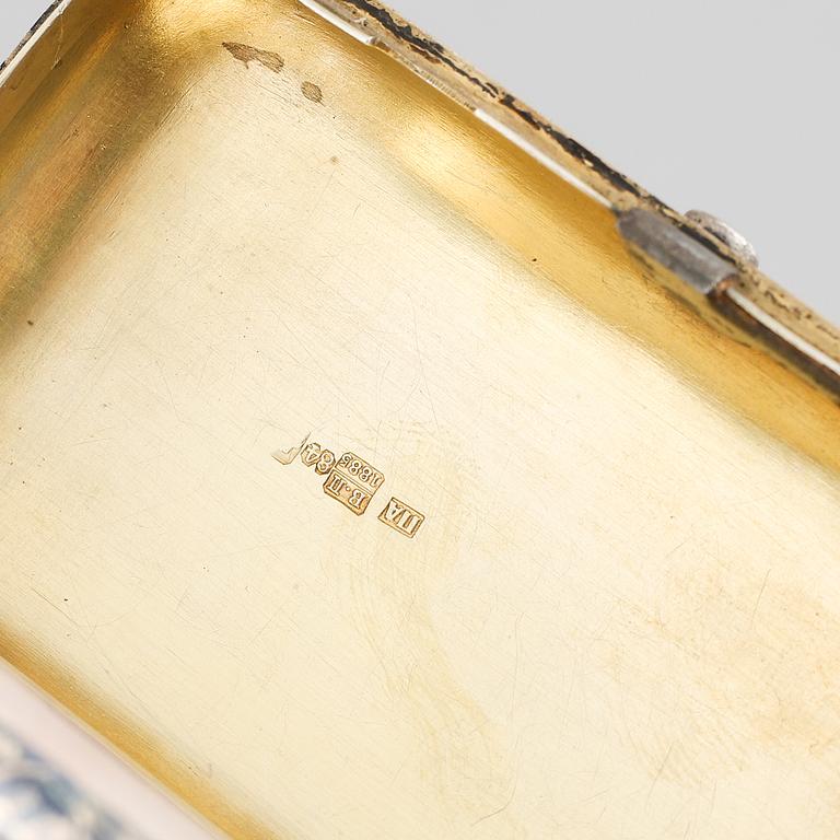 Two Russian 19th century silver and niello boxes and a silver purse, Moscow and St. Petersburg.