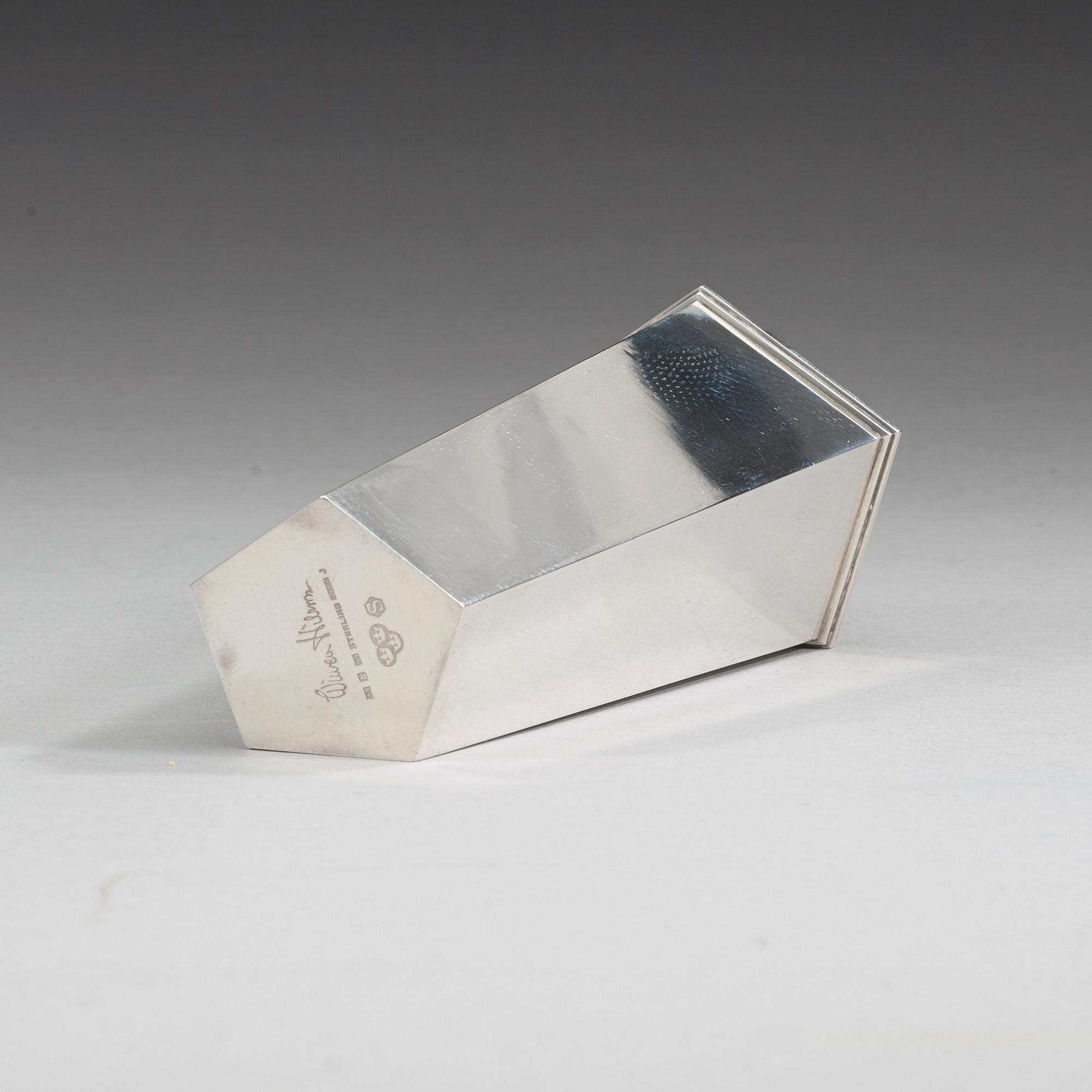 A Swedish 20th century silver vase, marks of Wiwen Nilsson, Lund 1966.