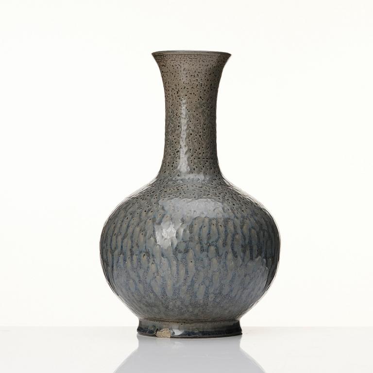 Frans August Hallin, a unique stoneware vase, Bing & Grøndahl, Denmark, early 20th century.