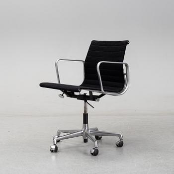 Charles & Ray Eames, 'EA 107' office chair for Herman Miller.