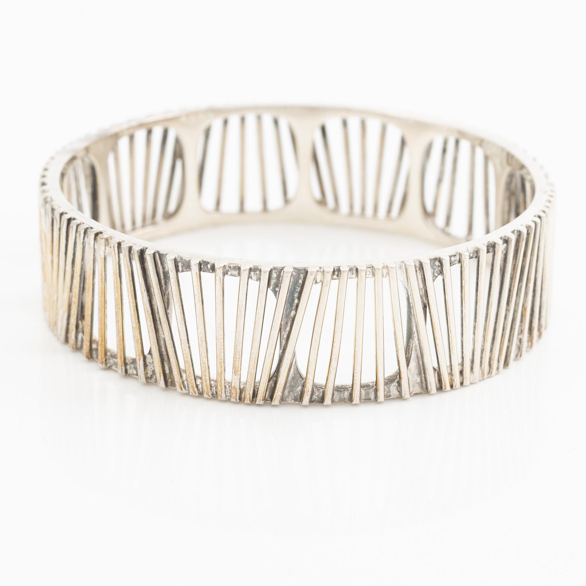 Arm ring, Bent Knudsen, silver, Denmark.