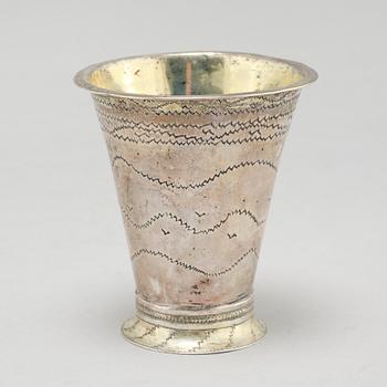 Two silver beakers by  Petter Sundelius, Visby (1785-1813) and Conrad Heitmüller, Nyköping, (1735-1779).