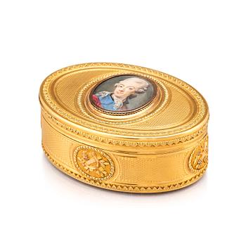 Kunglig presentationsdosa, guld,  Matthieu Philippe, Paris 1776-77, miniatyr med Gustav III av Johan Georg Henrichsen.