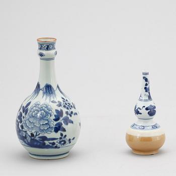 DROPPARE OCH FLASKA, kompaniporslin, Kina, Qing dynastin, Qianlong (1736-95).