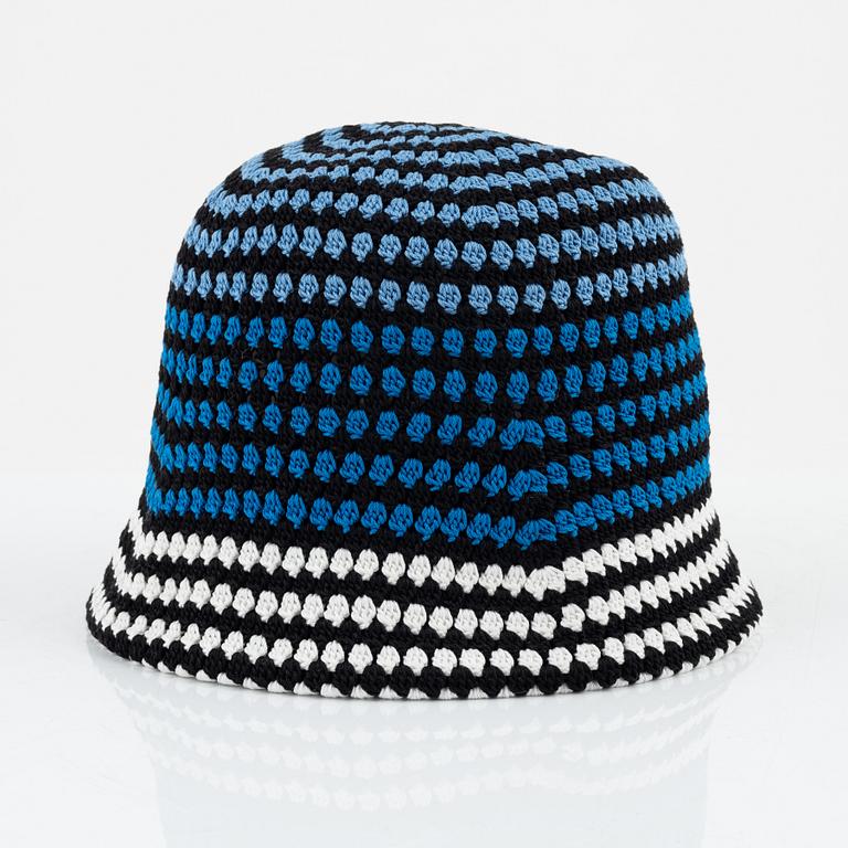 Prada, hatt, storlek S.